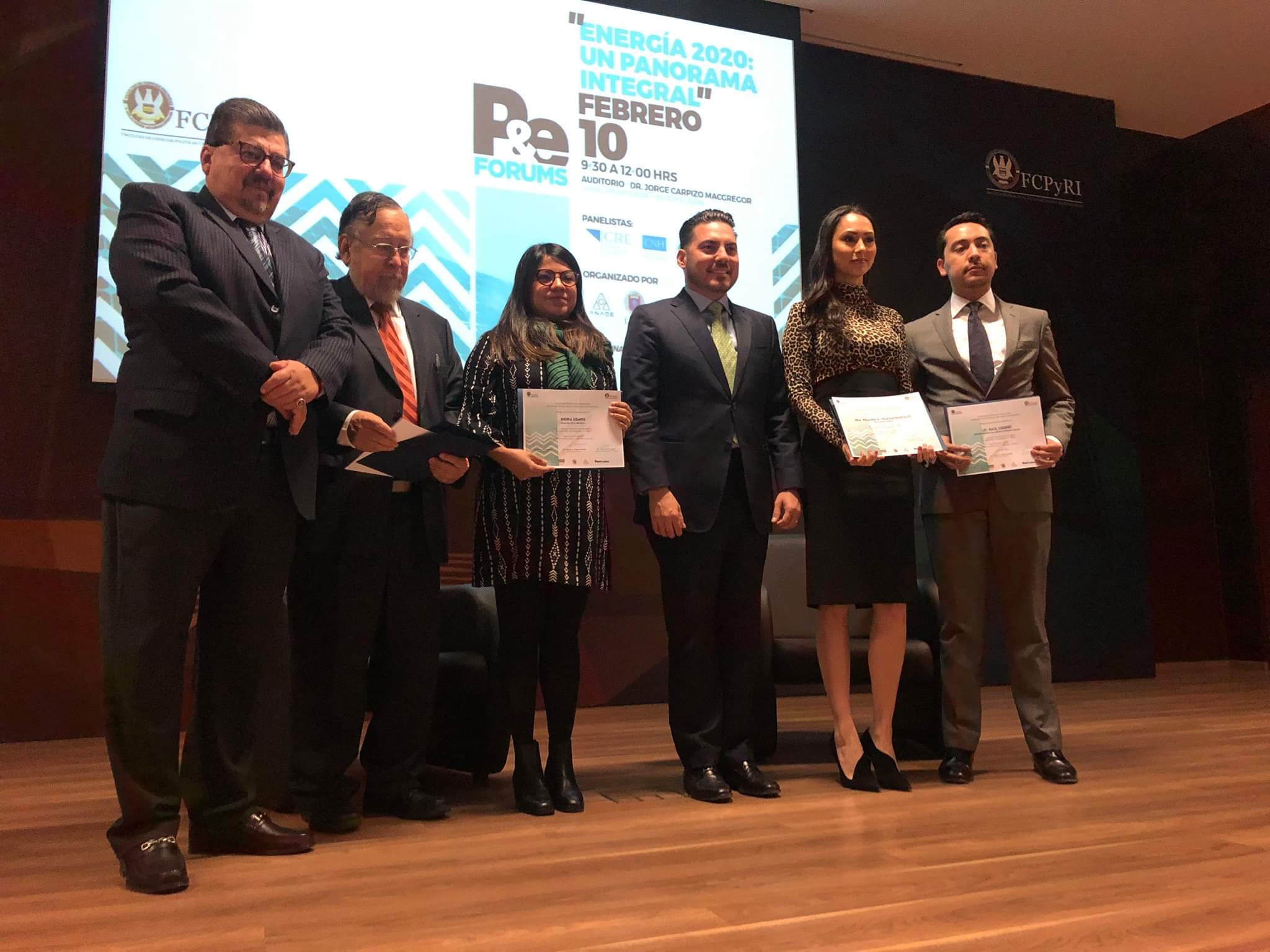 PE Forums estrena en la UANL