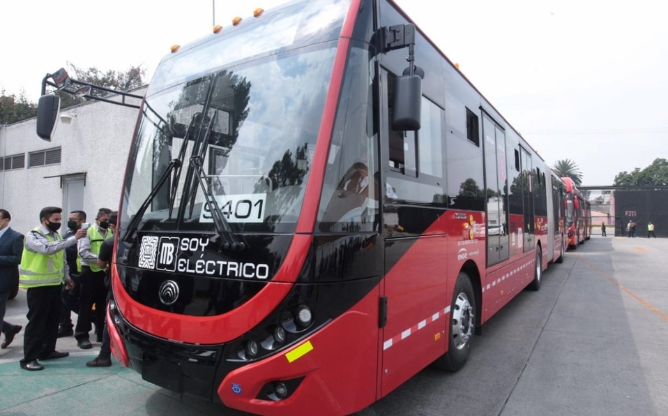 Primer MB articulado 100% eléctrico entra en operación en la CDMX