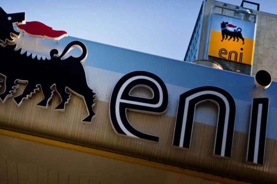 Eni reduce a la mitad emisiones de metano en seis años; proyecta cero para 2030
