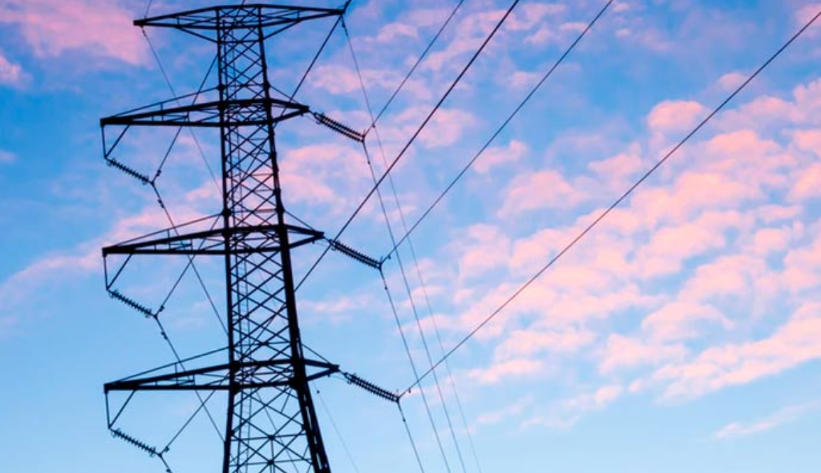 Fallo de la Corte sobre acuerdo de confiabilidad de la red eléctrica.