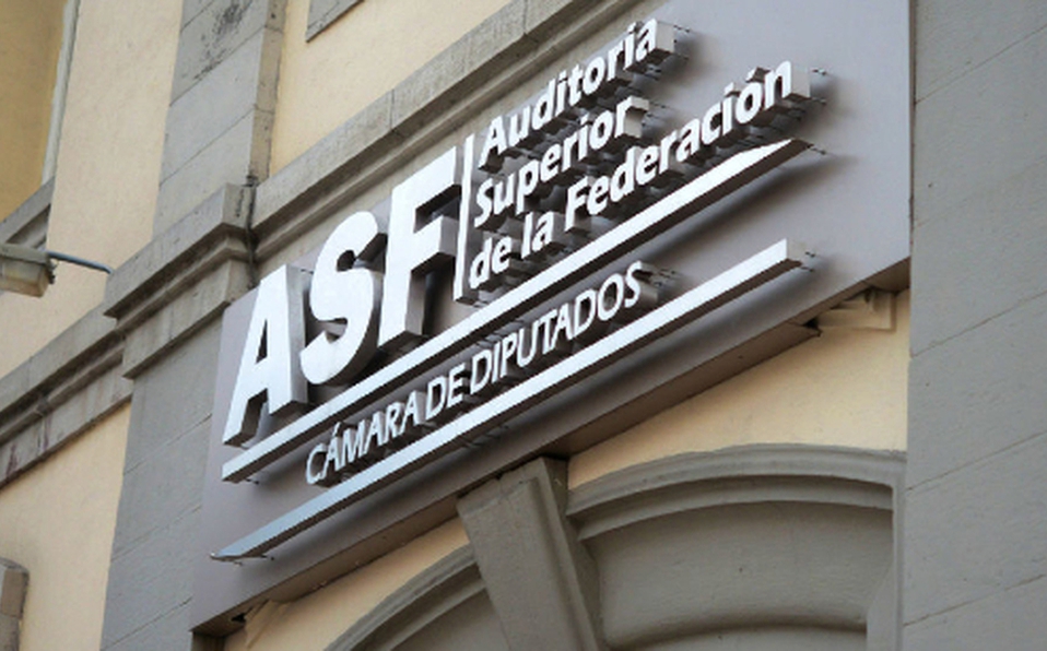 Mala la gestión de los megaproyectos de la 4T