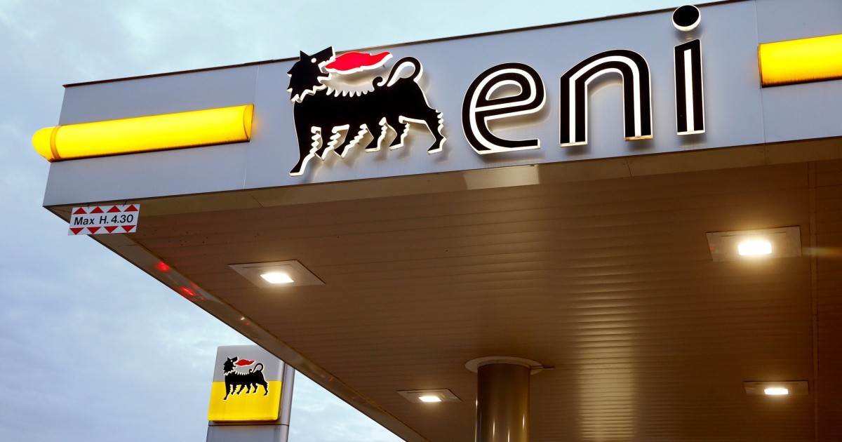 ENI firma acuerdo exclusivo con KKR para la venta de participación en Enlive