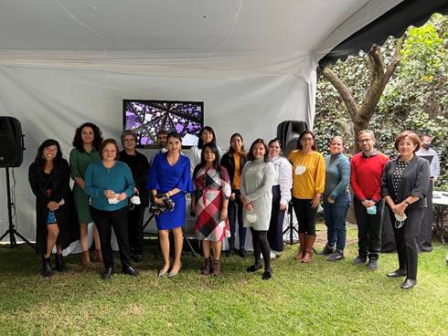 Mujeres fomentan una transición energética con enfoque transversal en género