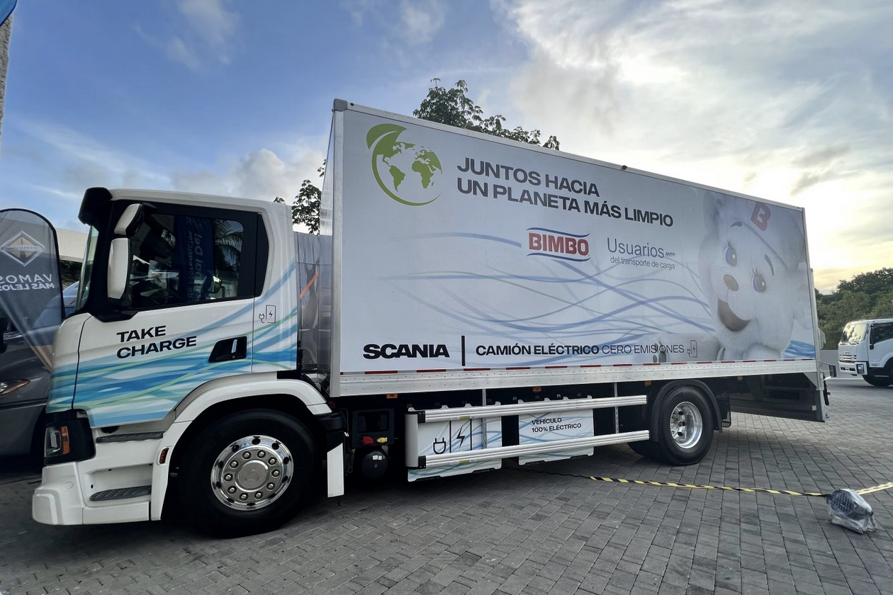 ¡Más electromovilidad! Bimbo pone en marca primer camión eléctrico de Scania