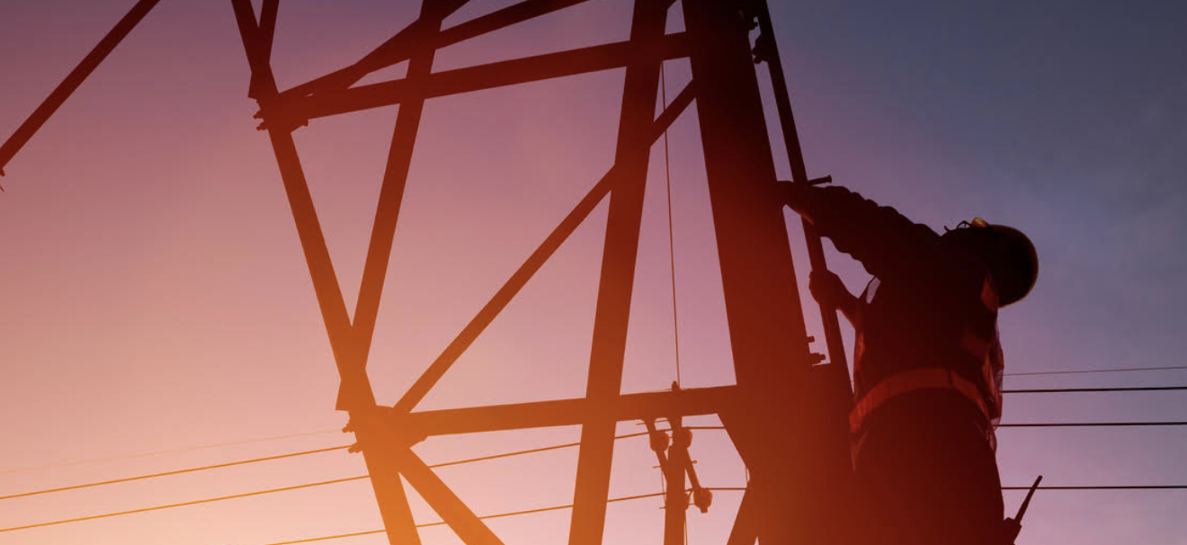 Sobre el arco eléctrico: qué es y cómo protegerse de él