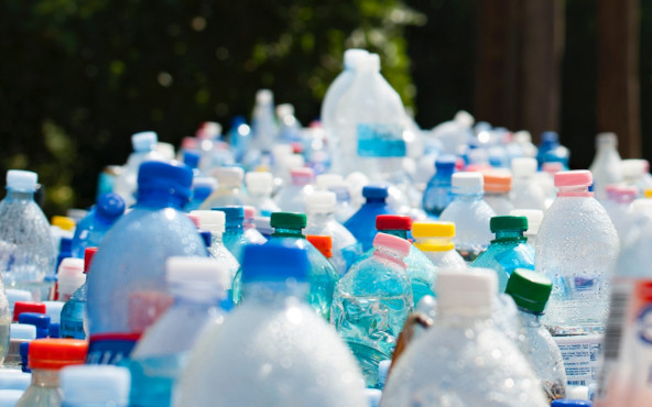 Frente unido contra la contaminación por plásticos