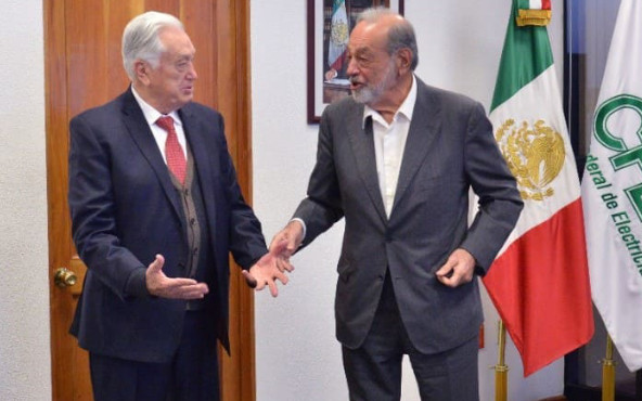CFE firma memorándum de entendimiento con Sempra Infraestructura y Carso