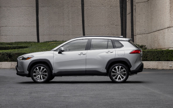 Toyota presenta su noveno híbrido eléctrico: Corolla Cross HEV