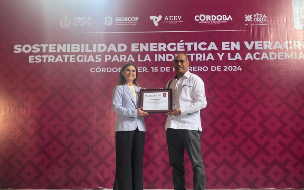 Sempra Infraestructura destaca compromiso con transición energética en Foro Sostenibilidad Energética Veracruz