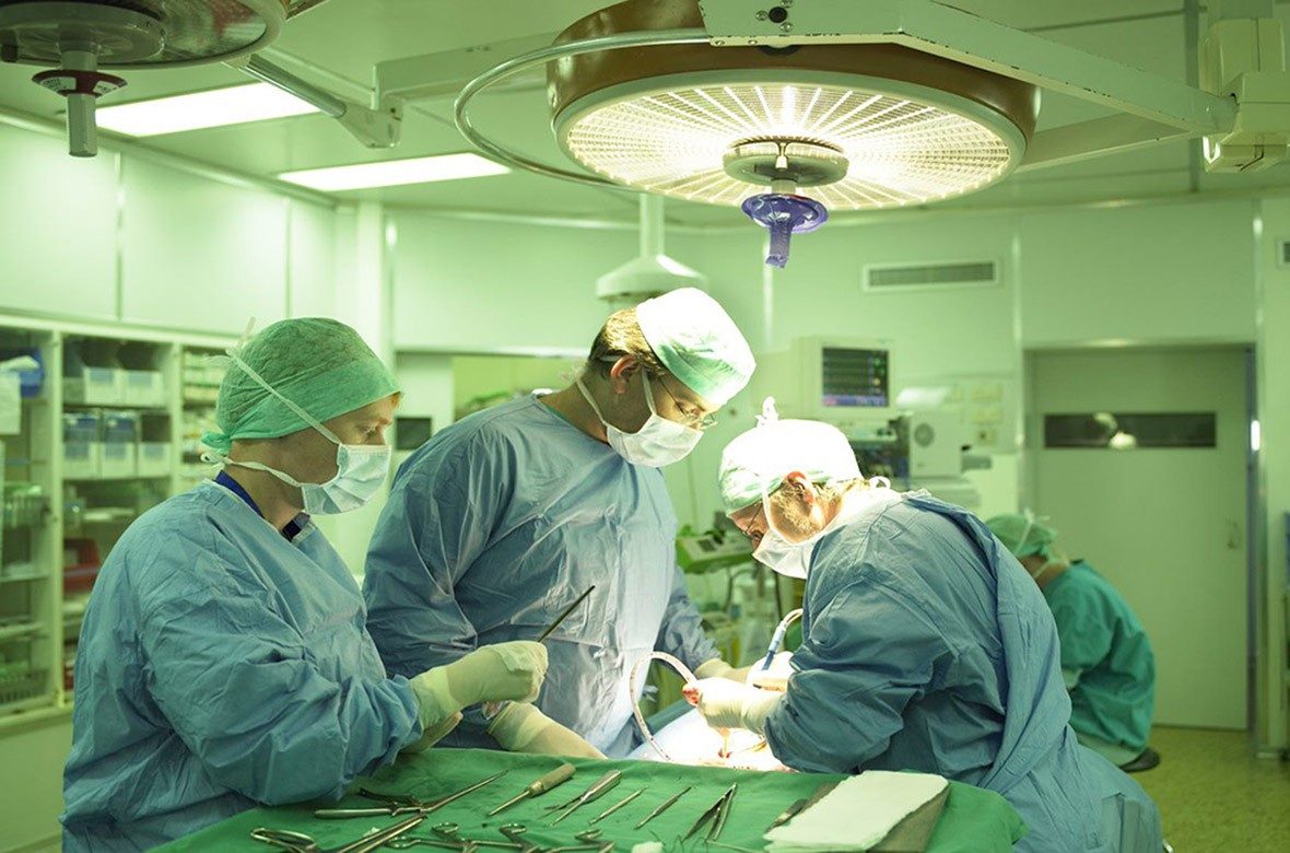 LOS BENEFICIOS DE LA GESTIÓN EFICIENTE DE LA ENERGÍA EN LA INDUSTRIA MÉDICA
