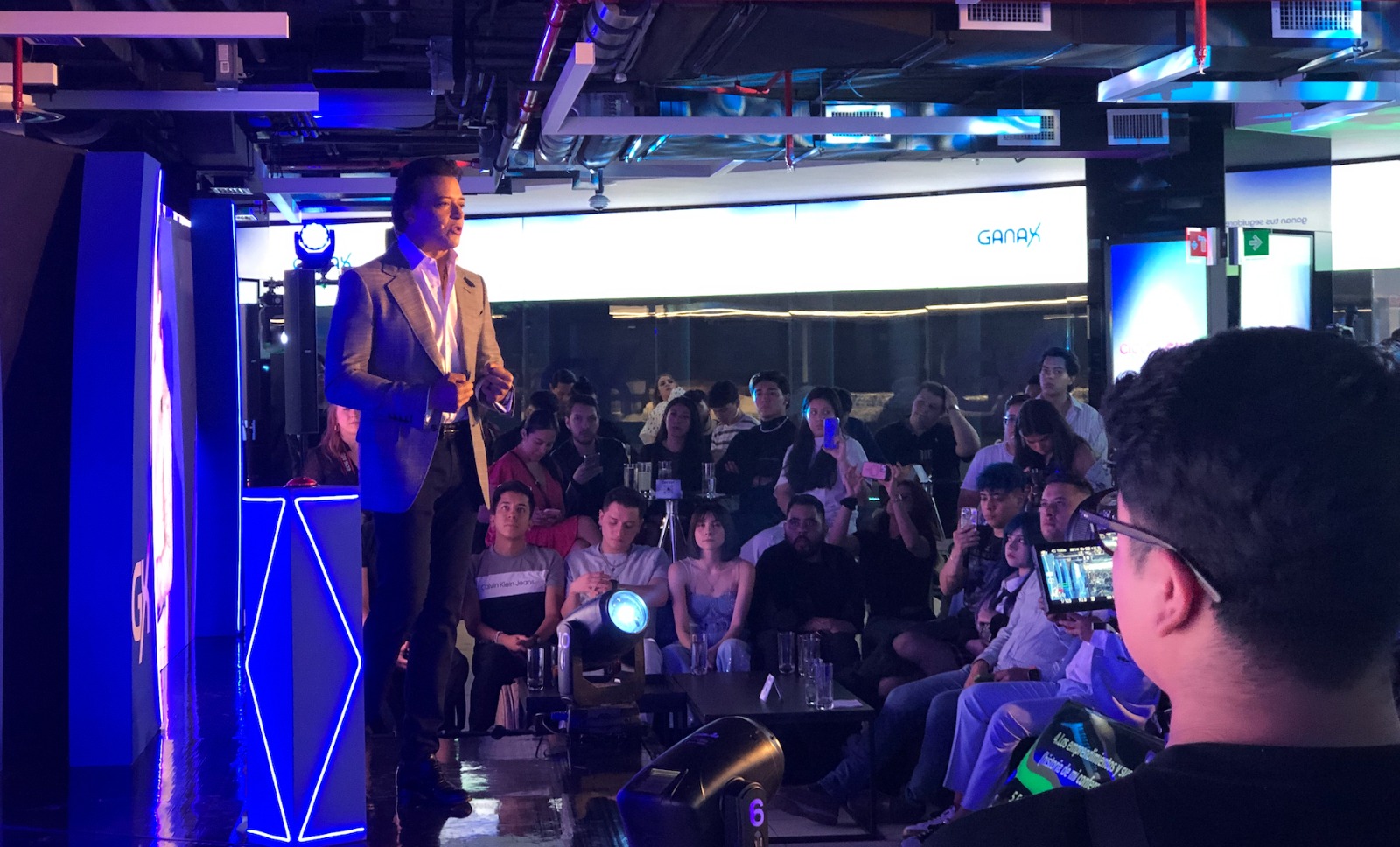 Lanzan Ganax, plataforma de desarrollo profesional y financiero para creadores de contenido digital