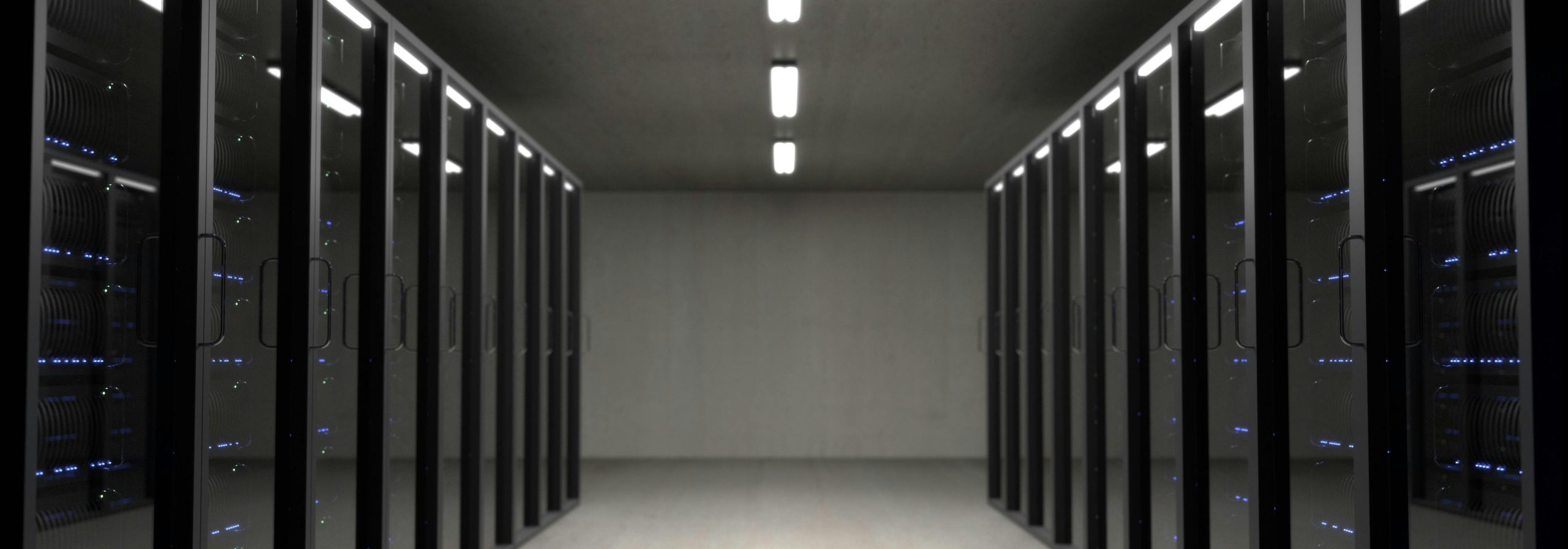 Sistemas de enfriamiento en época de calor con un enfoque en la inteligencia, la eficiencia y la sostenibilidad: Tripp Lite by Eaton
