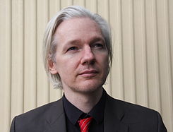 Julian Assange se declara culpable y sale en libertad