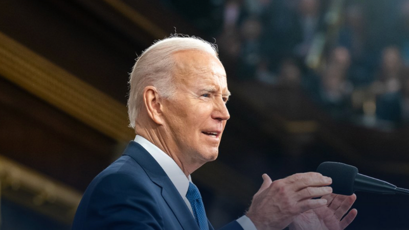Biden ordena cierre temporal de frontera con México
