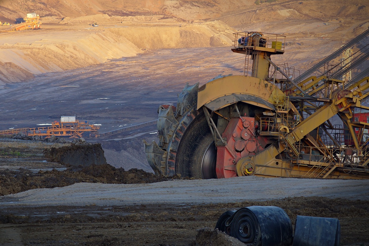 Sonora atrae inversiones de cinco países en minería y electromovilidad: SE