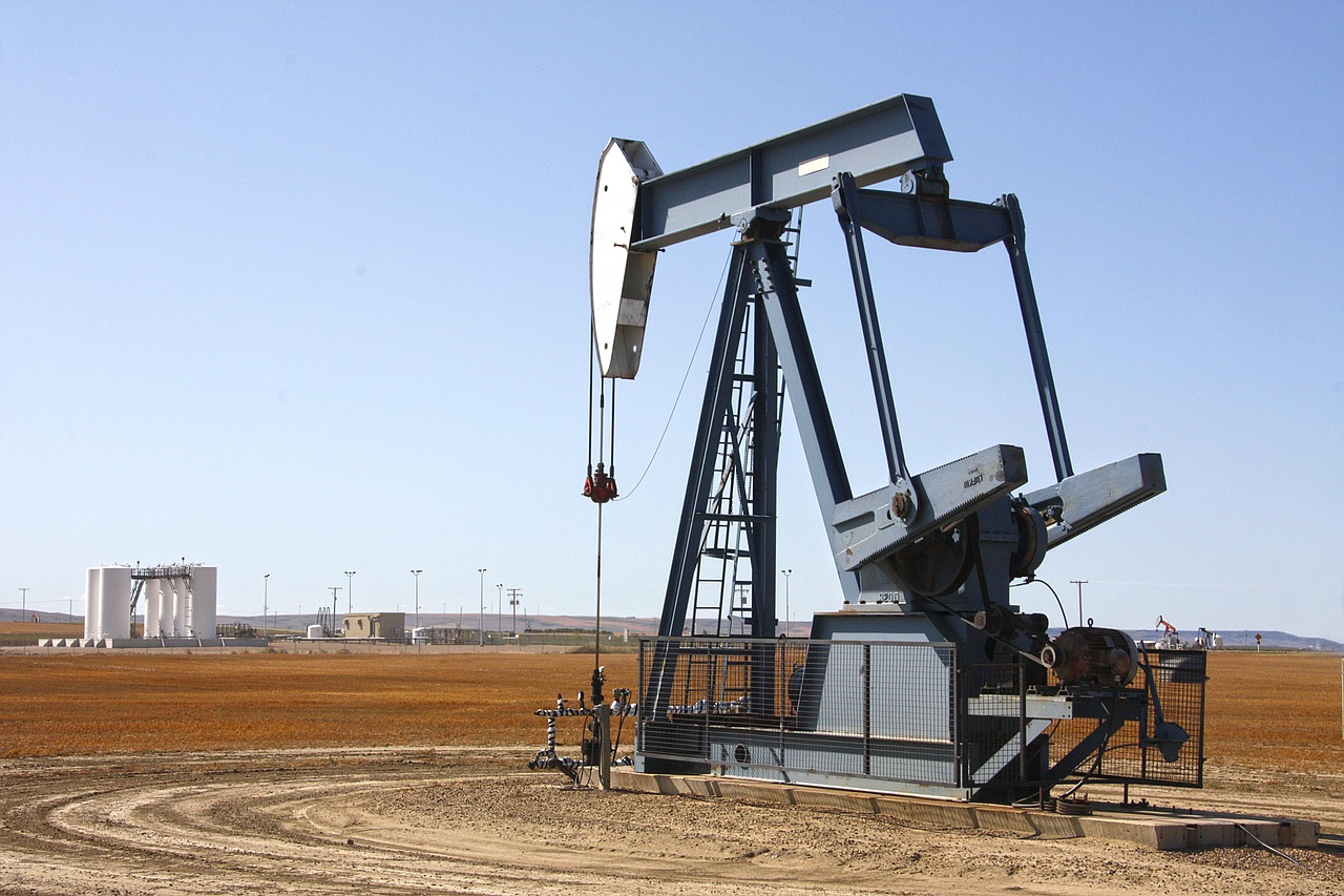 Los precios del petróleo suben más de un 1% después de tres días consecutivos en rojo